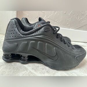 Nike Shox size 8